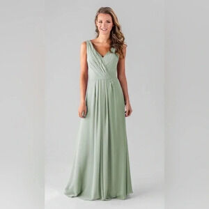 Amelia Dress in Sage | Kennedy Blue